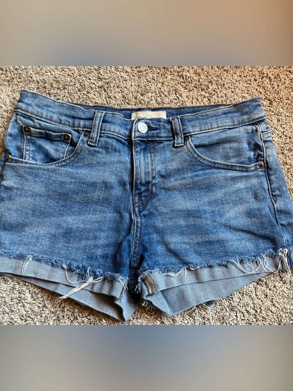 Woman’s Gap 1969 3”Cut Off Denim Shorts